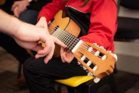 Gitarrenunterricht für kleine Anfänger